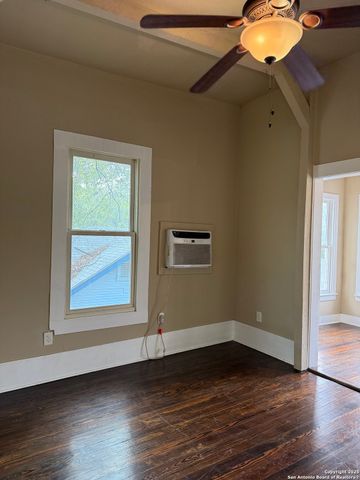 210 Eleanor Ave Apt 3, San Antonio, TX 78209