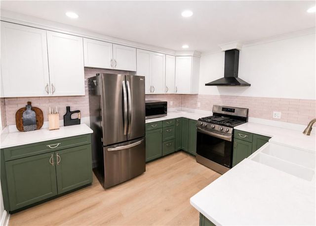 403 Tara Commons Circle, Loganville, GA 30052
