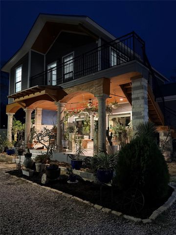 376 Alta Vista DR B, Bastrop, TX 78602