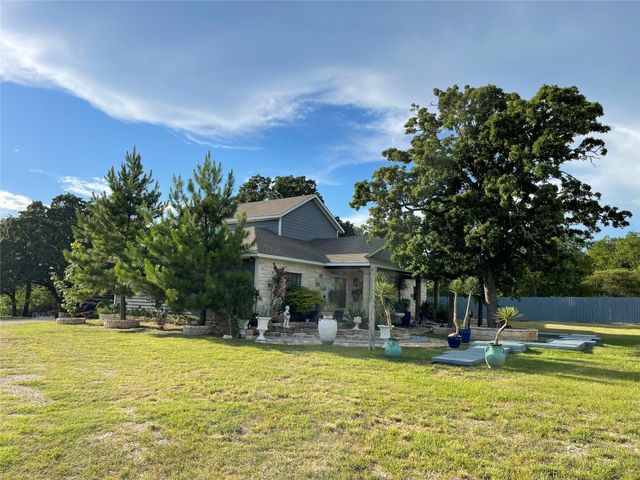 376 Alta Vista DR B, Bastrop, TX 78602