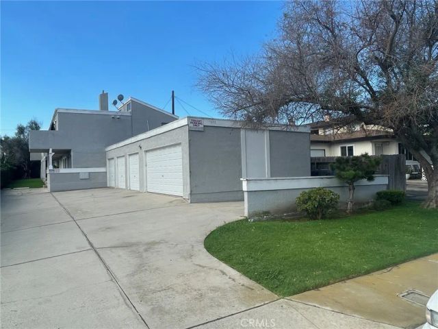 7892 Newman Avenue, Huntington Beach, CA 92647