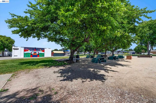 471 Bernal Ave, Livermore, CA 94551