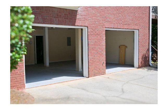 3885 Waterford Drive, Suwanee, GA 30024