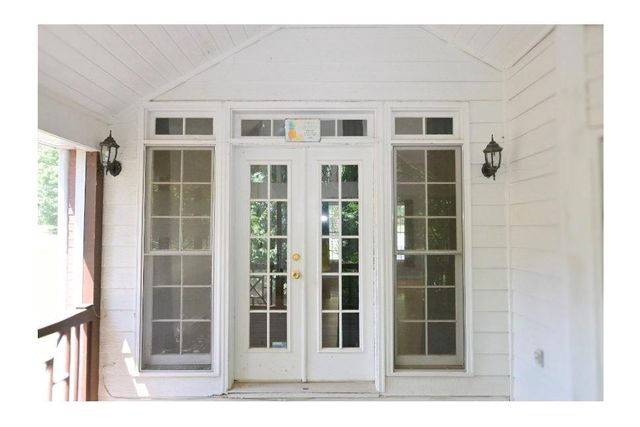 3885 Waterford Drive, Suwanee, GA 30024