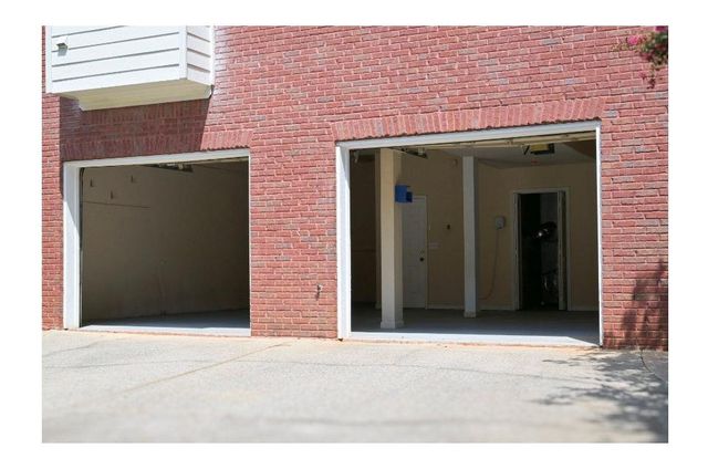 3885 Waterford Drive, Suwanee, GA 30024