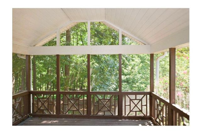 3885 Waterford Drive, Suwanee, GA 30024