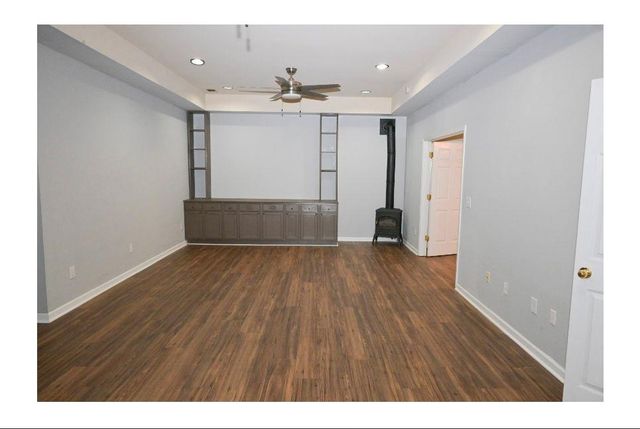 3885 Waterford Drive, Suwanee, GA 30024