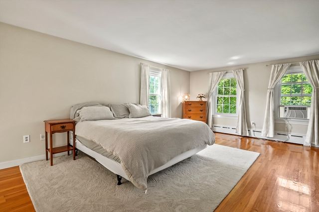 123 Pearl Hill Rd, Fitchburg, MA 01420