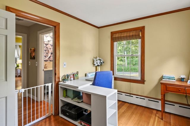 123 Pearl Hill Rd, Fitchburg, MA 01420