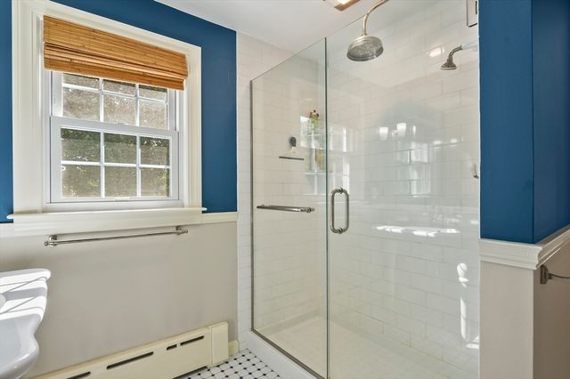 123 Pearl Hill Rd, Fitchburg, MA 01420