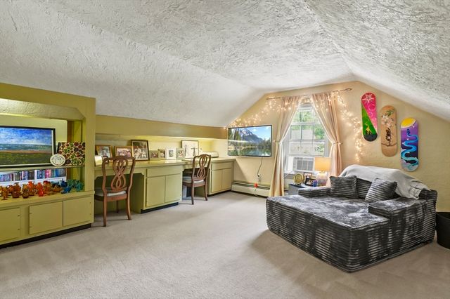 123 Pearl Hill Rd, Fitchburg, MA 01420