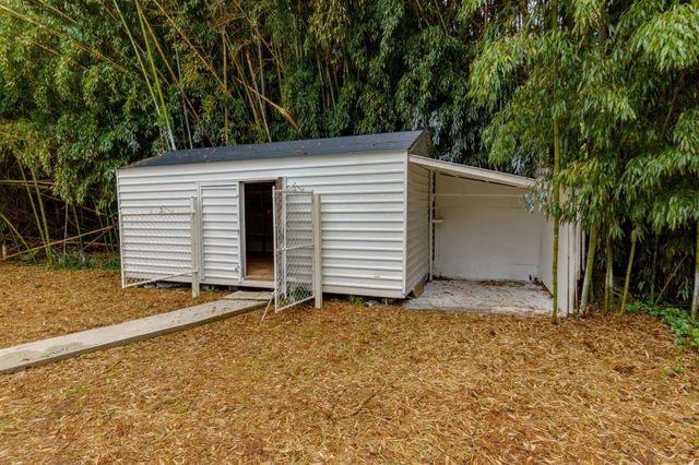 2636 Sandtown SW Road, Marietta, GA 30060