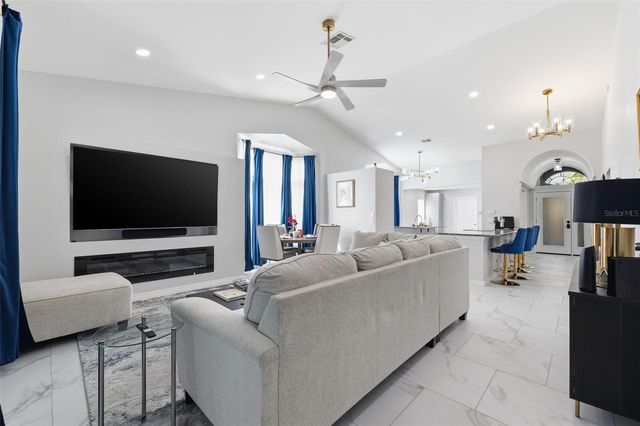 9376 FRENCH QUARTERS CIRCLE, Weeki Wachee, FL 34613