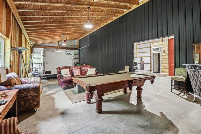 6830 N 120th Avenue, Hart, MI 49420