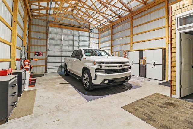 6830 N 120th Avenue, Hart, MI 49420