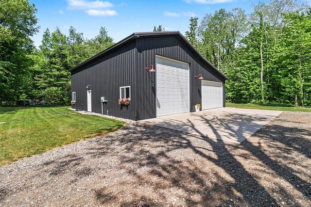 6830 N 120th Avenue, Hart, MI 49420