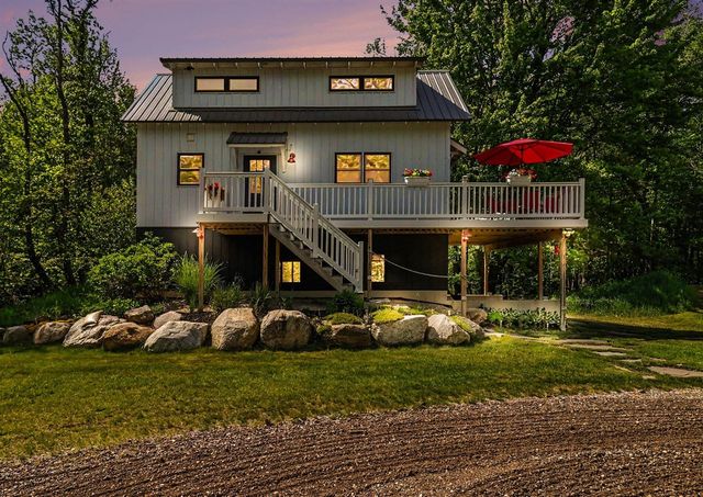 6830 N 120th Avenue, Hart, MI 49420