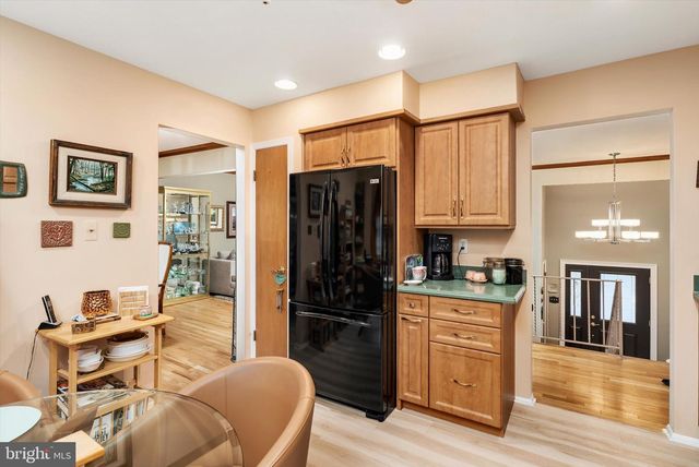 9 POE LANE, Allentown, NJ 08501