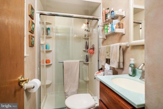 9 POE LANE, Allentown, NJ 08501