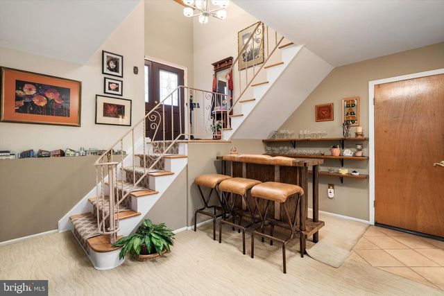 9 POE LANE, Allentown, NJ 08501