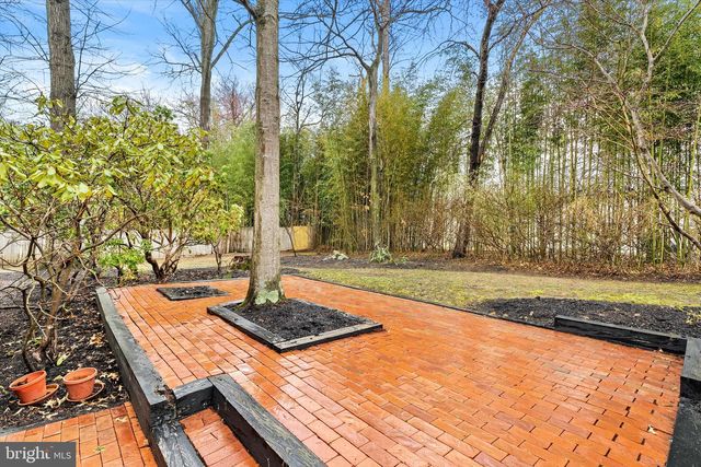 9 POE LANE, Allentown, NJ 08501