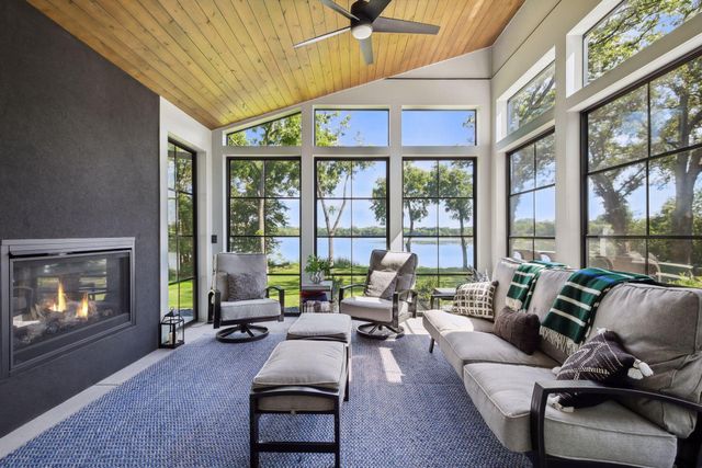 20555 Linden Road, Deephaven, MN 55331