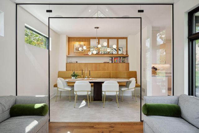 20555 Linden Road, Deephaven, MN 55331