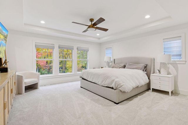 20555 Linden Road, Deephaven, MN 55331