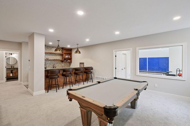 20555 Linden Road, Deephaven, MN 55331