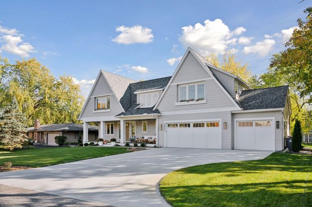 20555 Linden Road, Deephaven, MN 55331