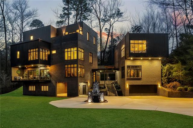 345 Pinecrest Road NE, Atlanta, GA 30342
