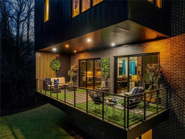 345 Pinecrest Road NE, Atlanta, GA 30342