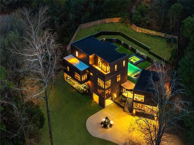 345 Pinecrest Road NE, Atlanta, GA 30342