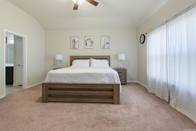148 Lark Hill, Floresville, TX 78114