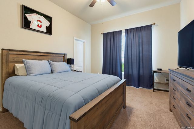 148 Lark Hill, Floresville, TX 78114