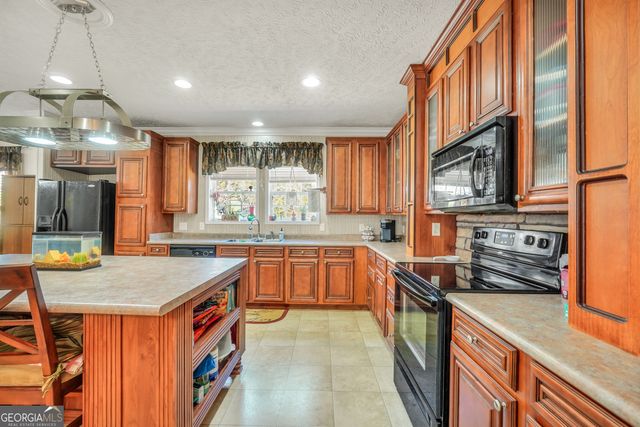 90 Forest Road, Stockbridge, GA 30281