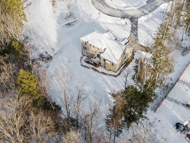 35 Emily Lane, Danville, NH 03819