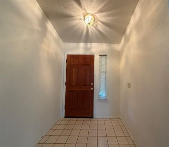 978 Doe Ct, Merced, CA 95340