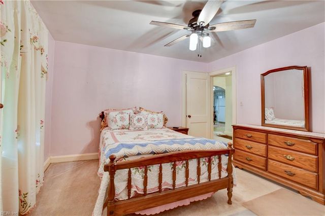 3904 Wyatt DR, Portsmouth, VA 23703