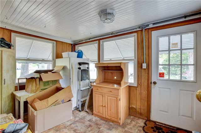 3904 Wyatt DR, Portsmouth, VA 23703