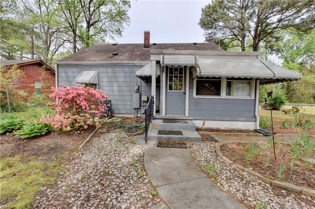 3904 Wyatt DR, Portsmouth, VA 23703