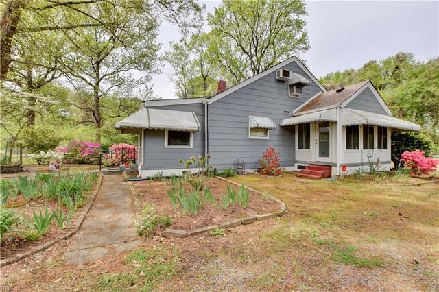 3904 Wyatt DR, Portsmouth, VA 23703