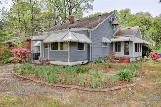 3904 Wyatt DR, Portsmouth, VA 23703