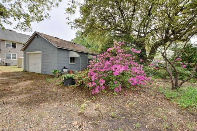 3904 Wyatt DR, Portsmouth, VA 23703