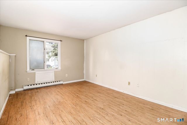 136 Deer Hill Avenue B12, Danbury, CT 06810