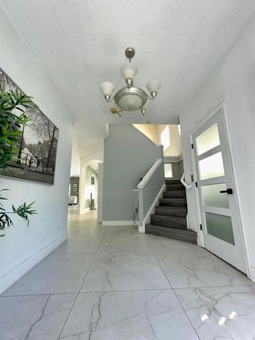 1113 NW 97th Dr, Coral Springs, FL 33071