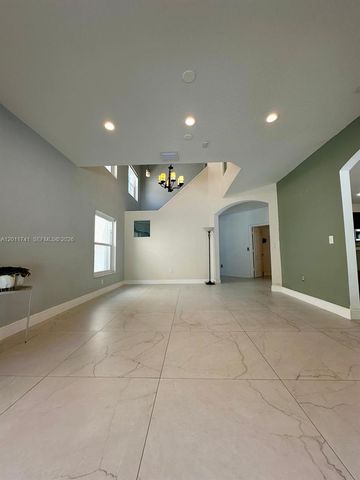 1113 NW 97th Dr, Coral Springs, FL 33071