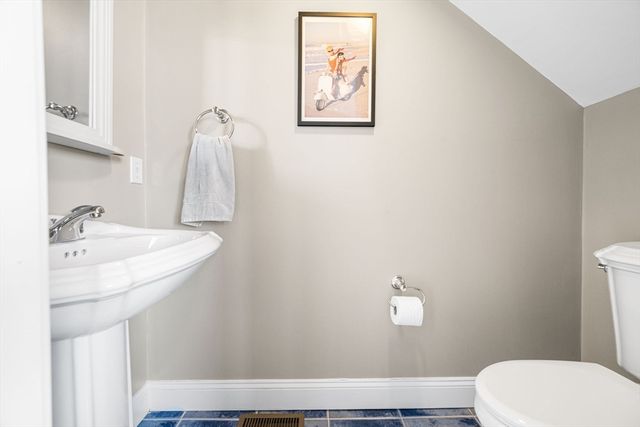 59 Rutland St 3, Boston, MA 02118