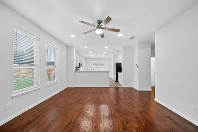 1060 Westbrook Court, Grand Prairie, TX 75052