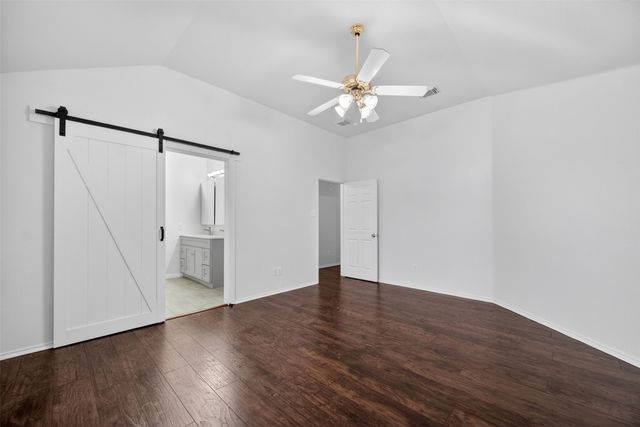 1060 Westbrook Court, Grand Prairie, TX 75052
